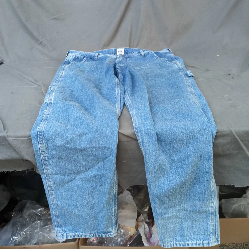 LEE WORKWEAR CARPENTER JEANS – UK 34 (W34 L32), MADE IN TUNISIA