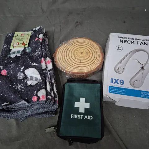 APPROXIMATELY 20 ASSORTED HOUSEHOLD PRODUCTS TO INCLUDE FIRST AID BAG, NECK FAN, TEA TOWELS ETC