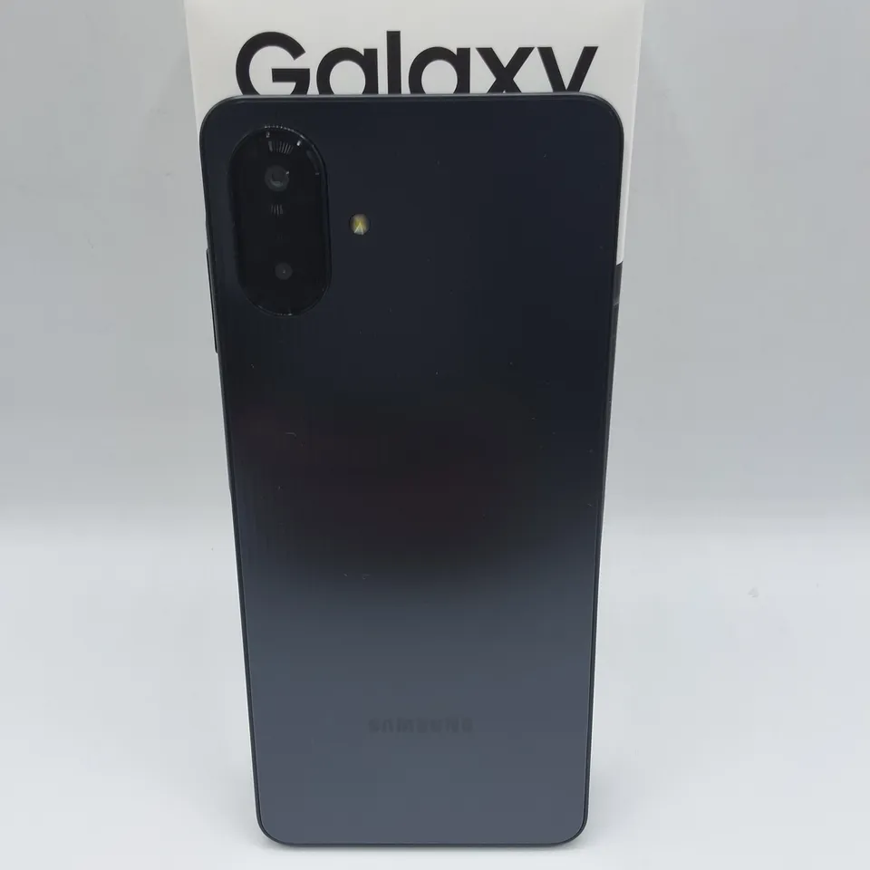 BOXED SAMSUNG GALAXY A07 4/64GB IN BLACK - SM-A075F