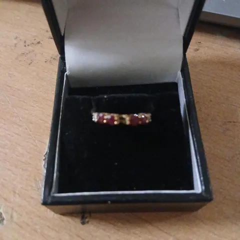 OUTLET 0.40CT - 0.60CT GEMSTONE & 0.03CT DIAMOND RING 9CT GOLD