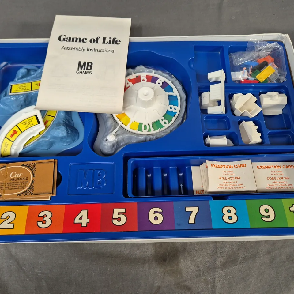 GAME OF LIFE BOARD GAME