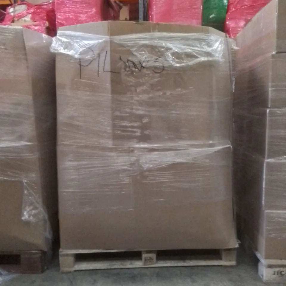 PALLET CONTAINING LARGE QUANTITY OF SOFT ITEMS TO INCLUDE, MEMORY FOAM NECK PILLOWS, SOFTTOUCH SEAT CUSHIONS, ULTRASOFT PILLOWS ETC