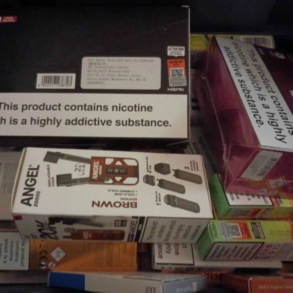 APPROXIMATELY 20 ASSORTED E-CIGARETTE PRODUCTS TO INCLUDE BRANDS SUCH AS PYNE POD, SIKE, RELX, ETC - COLLECTION ONLY