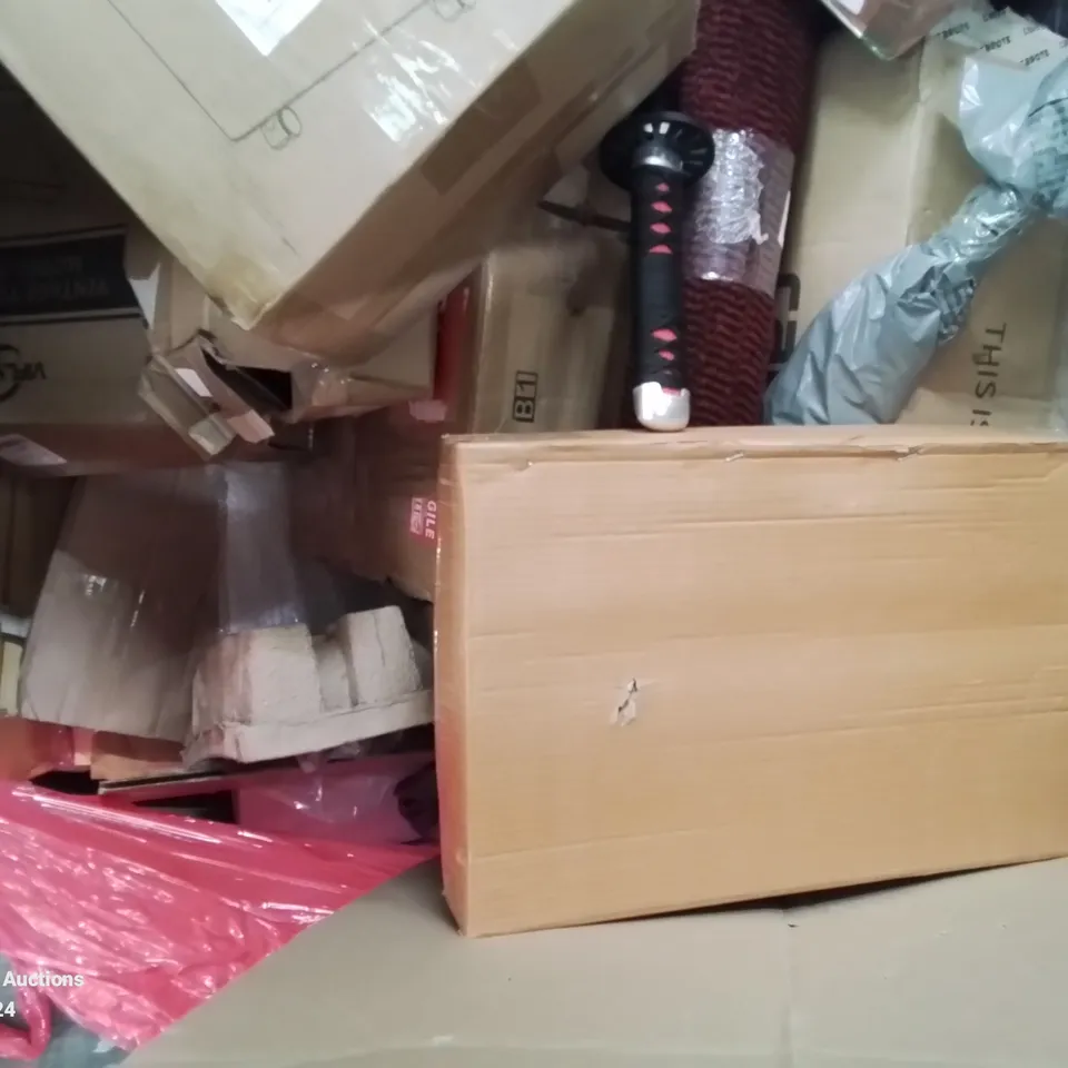 MIXED PALLET CONTAINING VARIOUS BOXED HOUSEHOLD ITEMS TO INCLUDE, DEHUMIDIFIER, WOODEN STORAGE CRATE, ELECTRIC BBQ GRILL ETC.