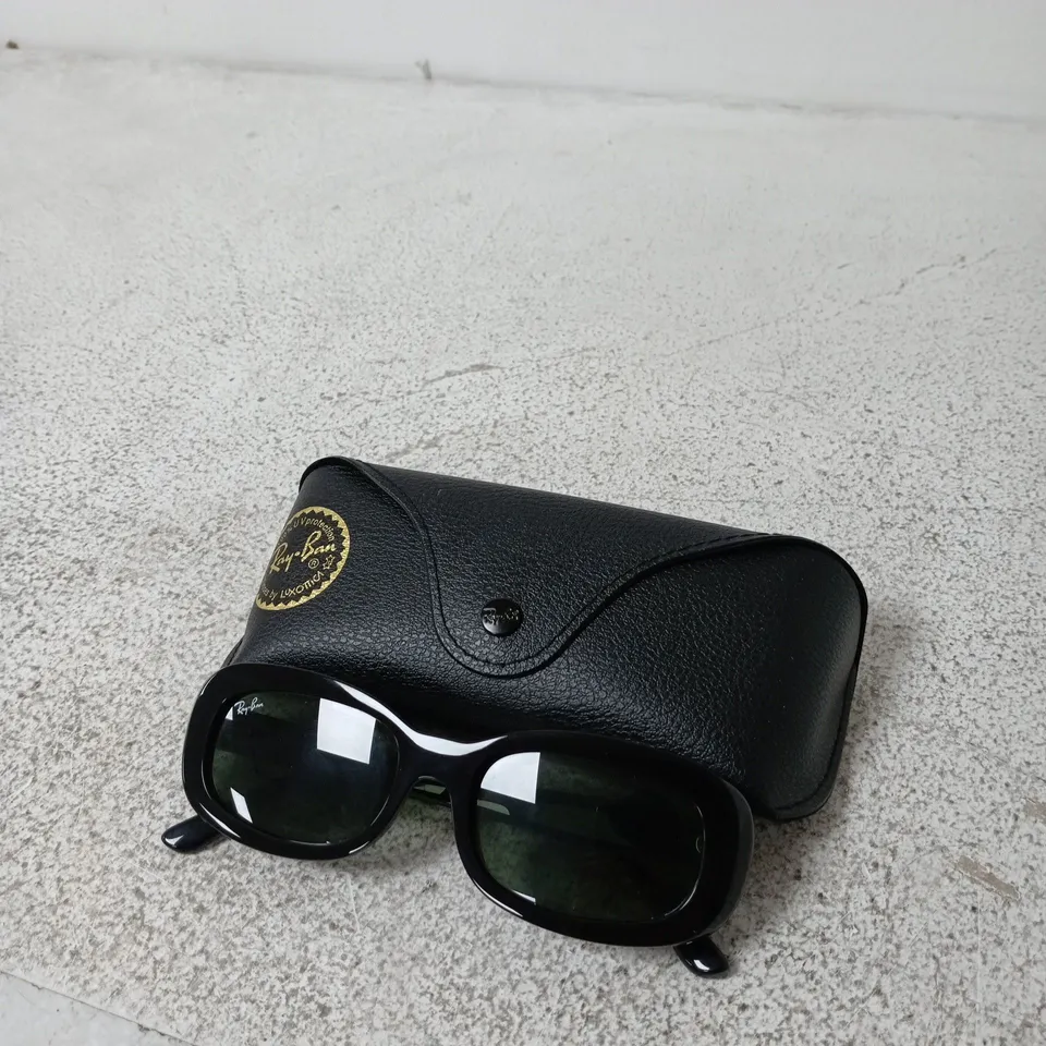 BOXED  RAY-BAN OVAL SUNGLASSES- DARK HAVANA