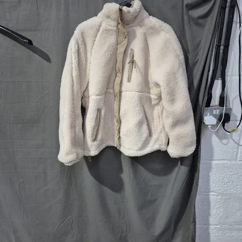 BERSHKA WOMEN'S CREAM SHERPA FLEECE JACKET – SIZE S (EU S)