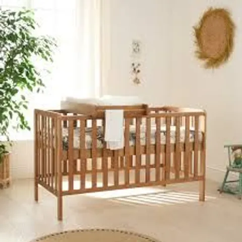 BOXED TUTTI BAMBINI MALMO COT BED WITH COT TOP CHANGER - HONEY OAK FINISH (1 BOX)