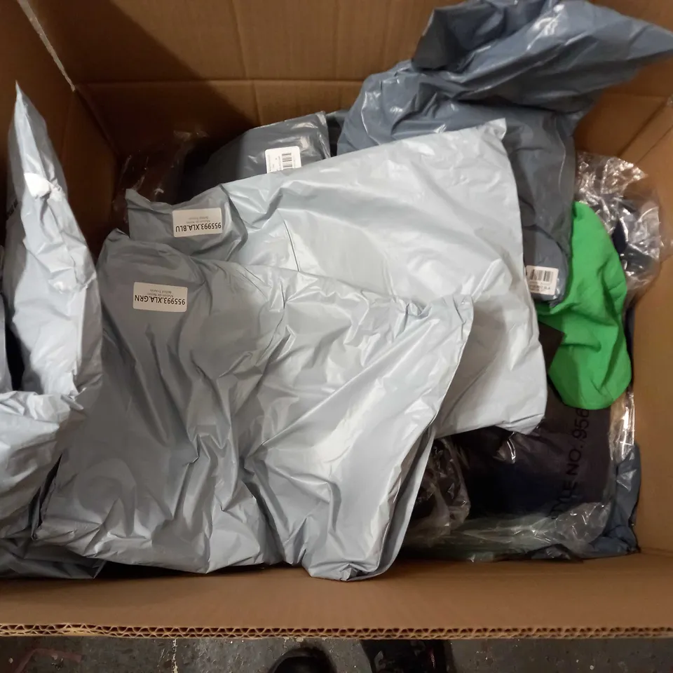 LARGE QUANTITY OF ASSORTED CLOTHING ITEMS TO INCLUDE - MAISON DE NIMES - EMELIA