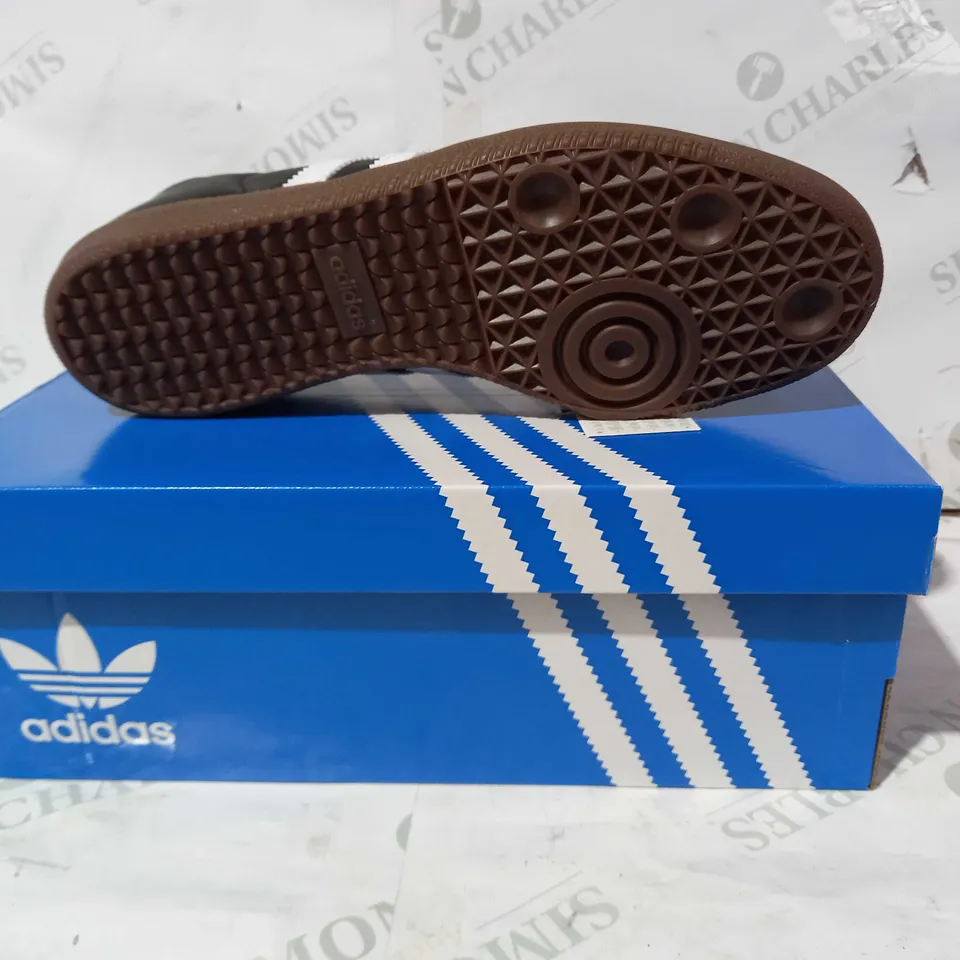 BOXED PAIR OF ADIDAS SAMBA VEGAN SHOES IN BLACK/WHITE/GREY UK SIZE 10