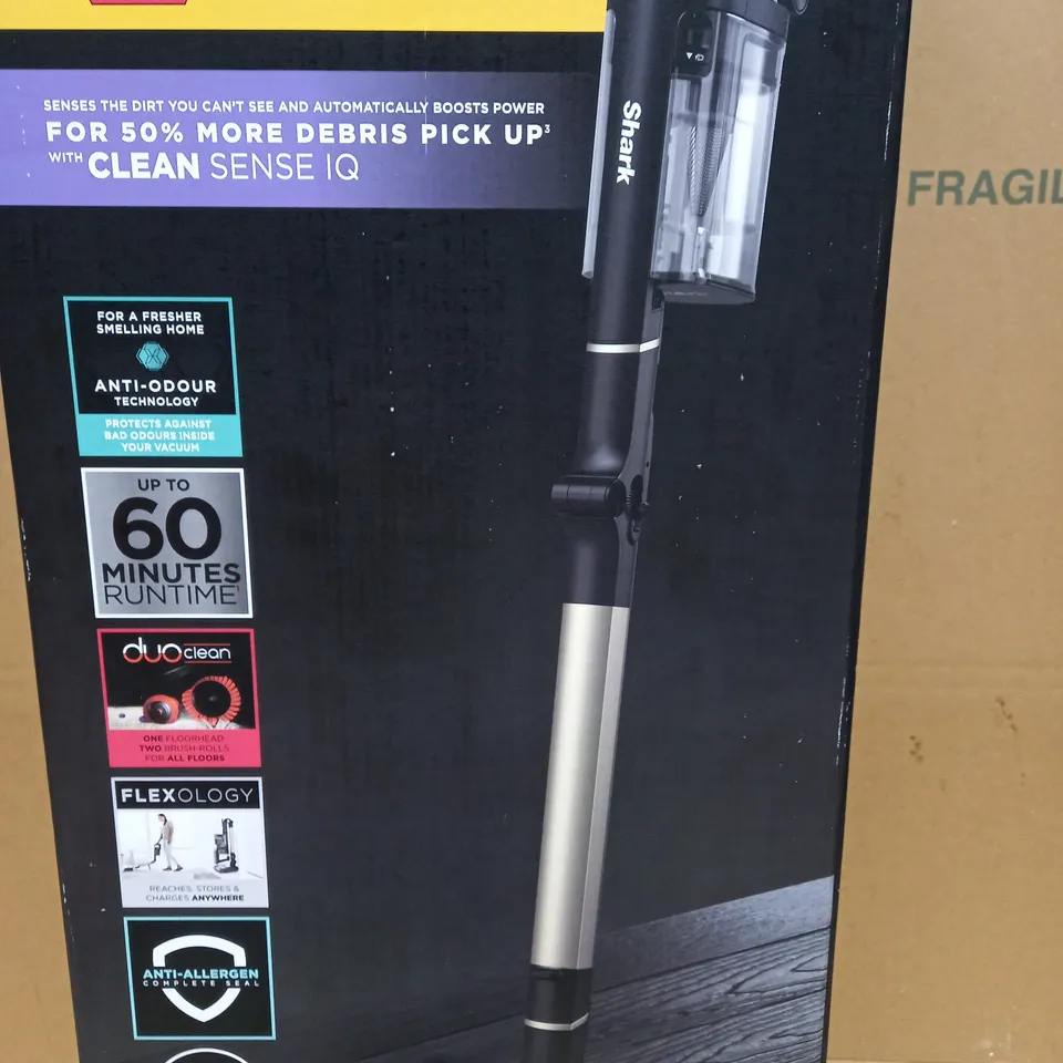 SHARK CORDLESS STICK VACUUM CLEANER PET PRO MODEL