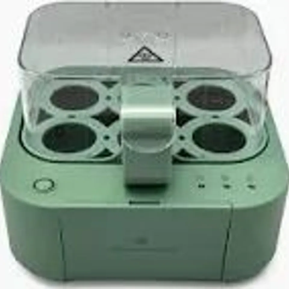 COOKS ESSENTIALS THE SMART TALKING EGG COOKER