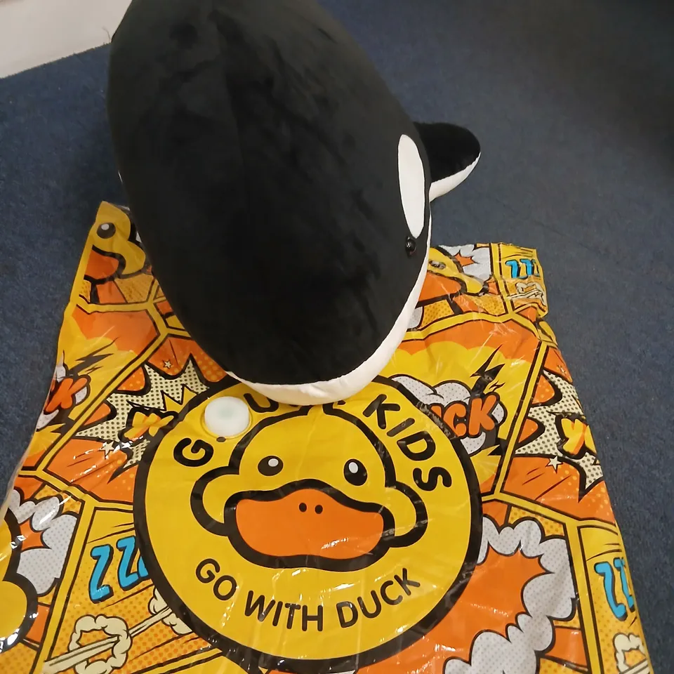 FOUR G.DUCK KIDS WHALE PLUSH TOYS