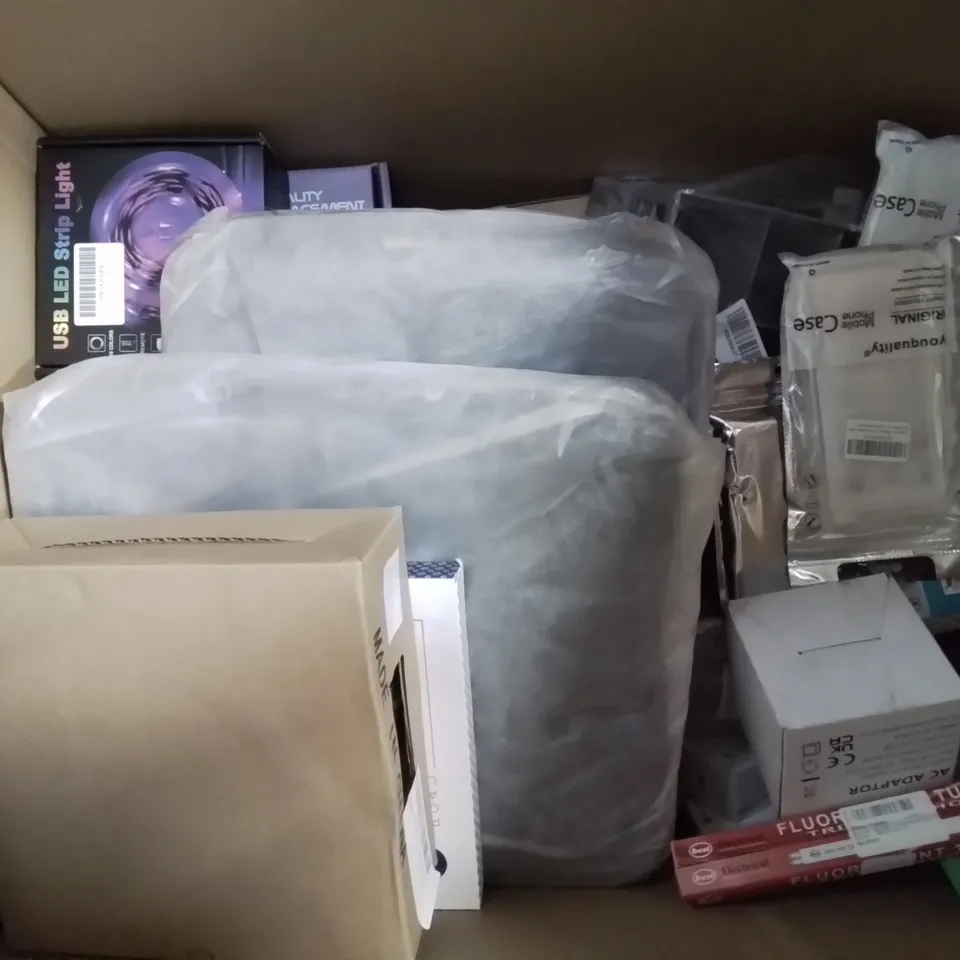 BOX CONTAINING LARGE AMOUNT OF BOXED ELECTRICAL ITEMS TO INCLUDE: VARIOUS BULBS, CANDLES LIGHTS, LED LIGHT CURTAIN, CHARGING CABLES, POWER BANK, 3D PRINTING FILAMENT AND LOTS MORE.