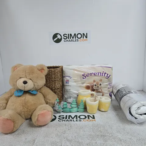 BOX OF APPROXIMATELY 10 ASSORTED ITEMS INCLUDING UTOPIA BEDDING BED PILLOW, SERENITY TOILET TISSUE AND ANDREW BROWNSFORD FOREVER FRIENDS NO 360 TEDDY BEAR