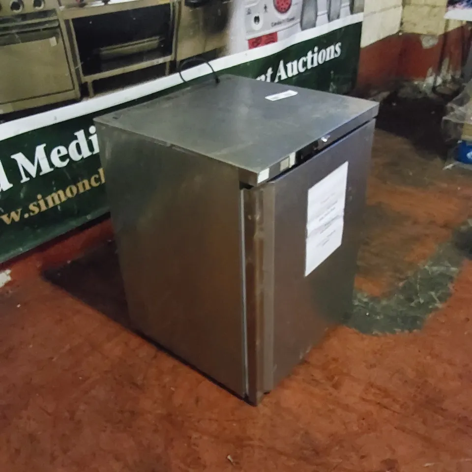 COMMERCIAL STAINLESS STEEL UNDERCOUNTER FREEZER 