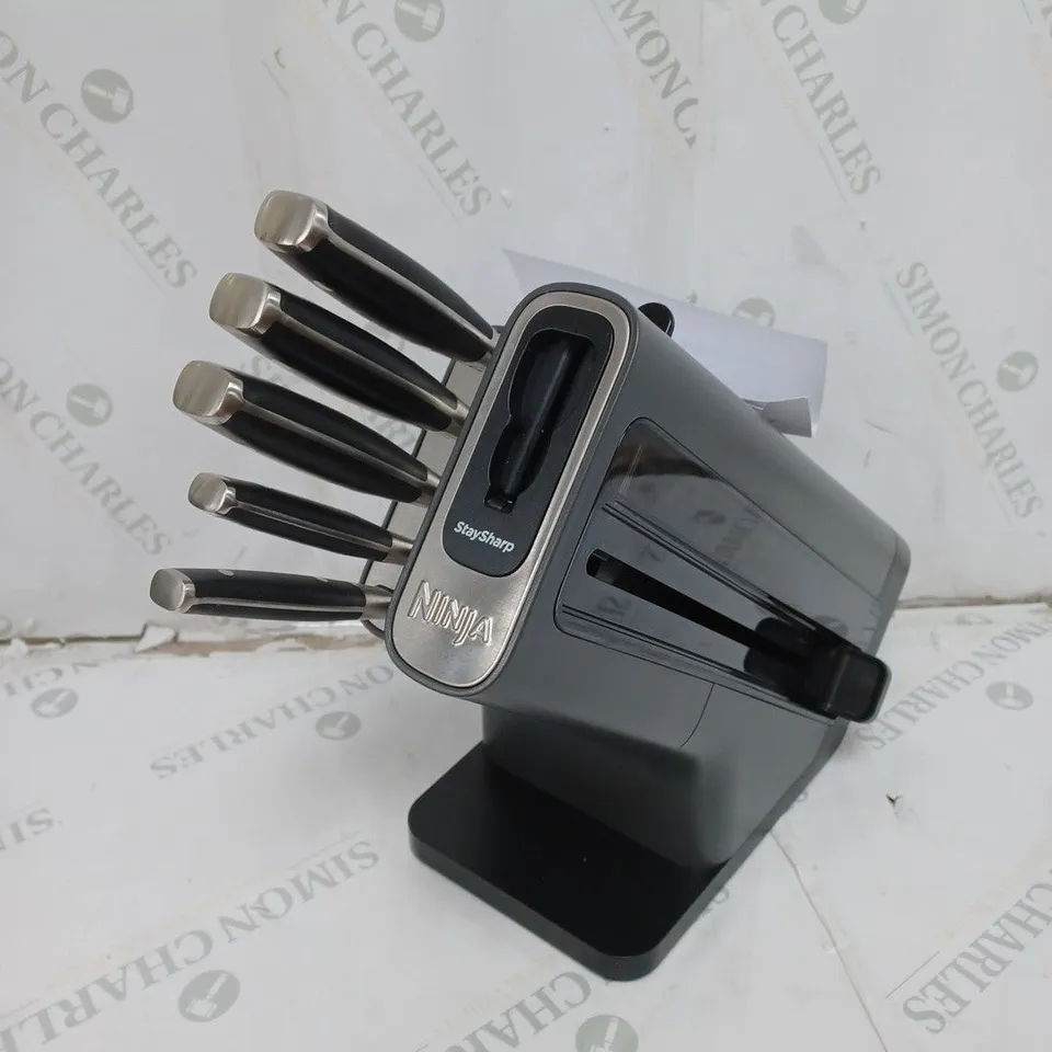 NINJA FOODI STAYSHARP KNIFE BLOCK WITH INTEGRATED SHARPENER K32005UK - COLLECTION ONLY