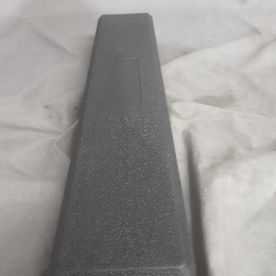 ASSORTED DRILL BIT SET IN PLASTIC CASE