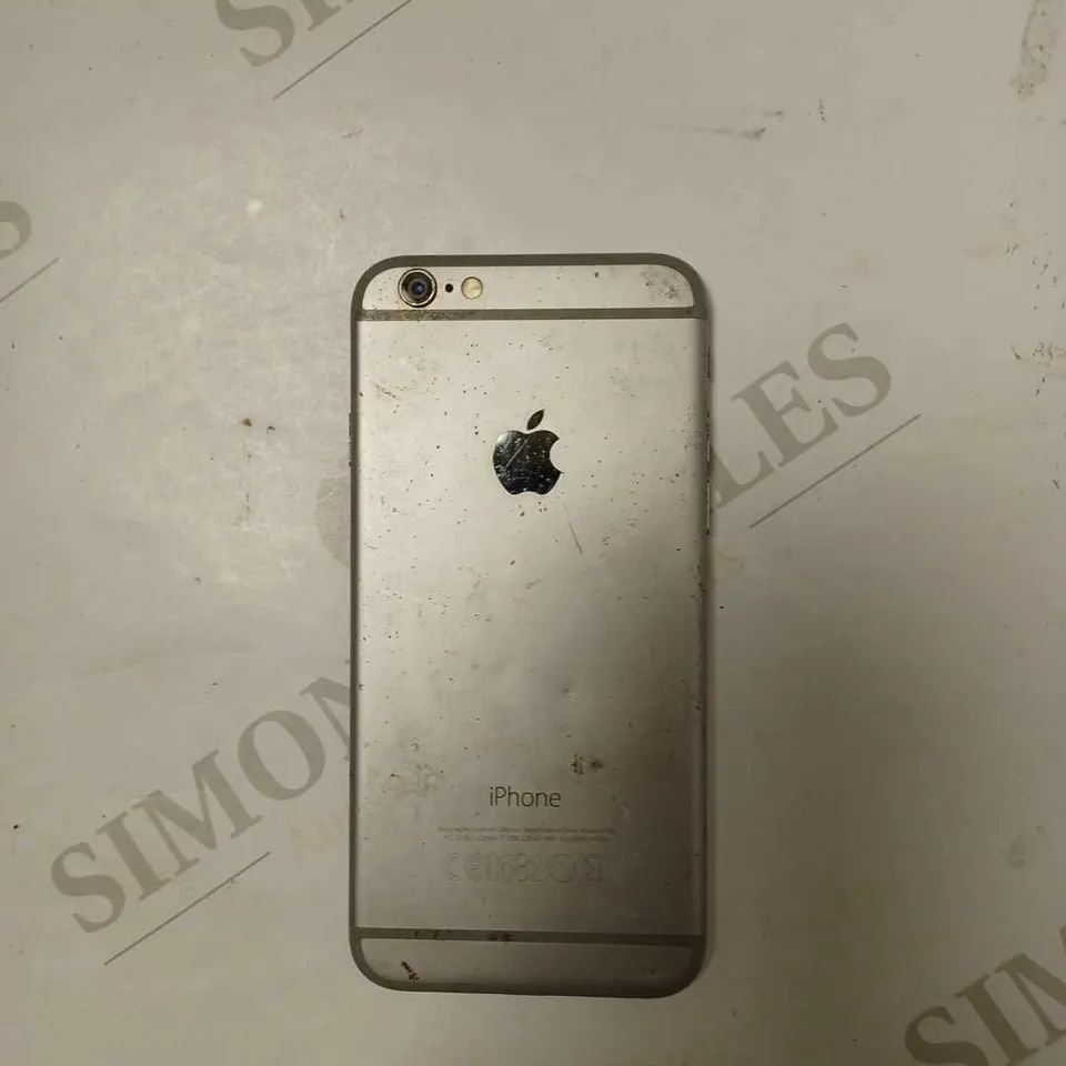 APPLE IPHONE 6 (A1586)