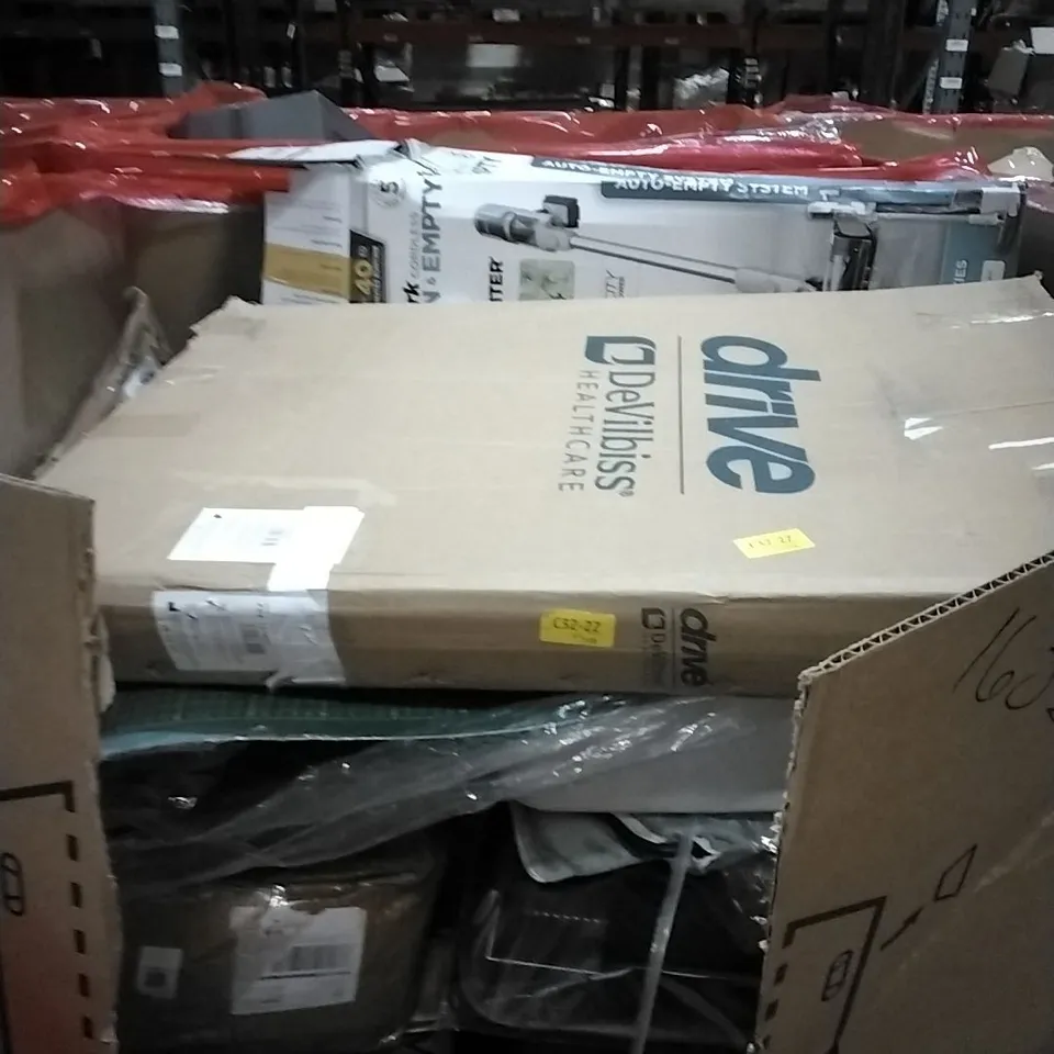 PALLET OF HOUSEHOLD ITEMS TO INCLUDE TURNTABLE SYSTEM, CHEFMAN TURBOFRY,GAMING SET,GAMING MOUSE PAD AND OTHER ASSORTED ITEMS...