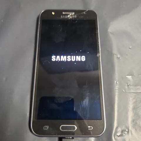 SAMSUNG GALAXY J5 SMARTPHONE