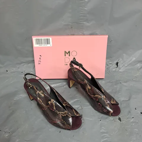 BOXED PAIR OF MODA IN PELLE CHRISSI DEEP PEEP TOE SLINGBACK SNAKE PRINT HEEL SIZE 40