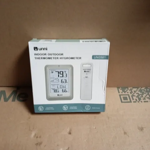 SEALED UNN INDOOR/OUTDOOR THERMOMETER HYGROMETER - UN0581