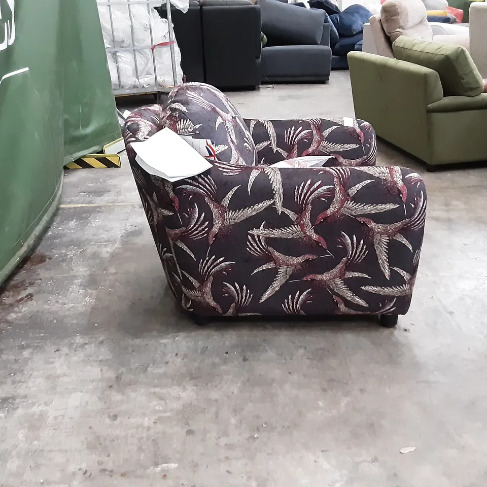 QUALITY BRITISH MANUFACTURED DESIGNER THE LOUNGE CO. LORRIE GEORGE CHAIR LOR148 PARADISE BIRD MULBERRY /WSW0