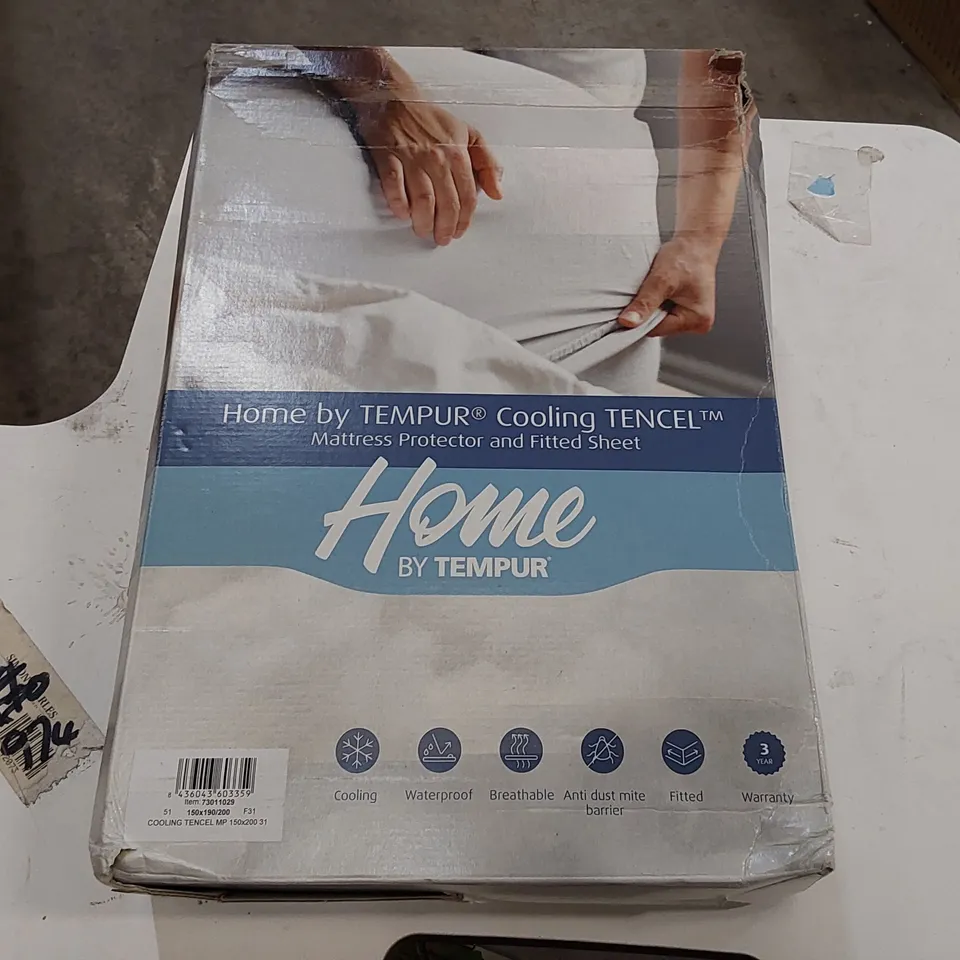BOXED HOME BY TEMPUR COOLING TENCEL MATTRESS PROTECTOR AND FITTED SHEET - 150 X 200CM (1 BOX)