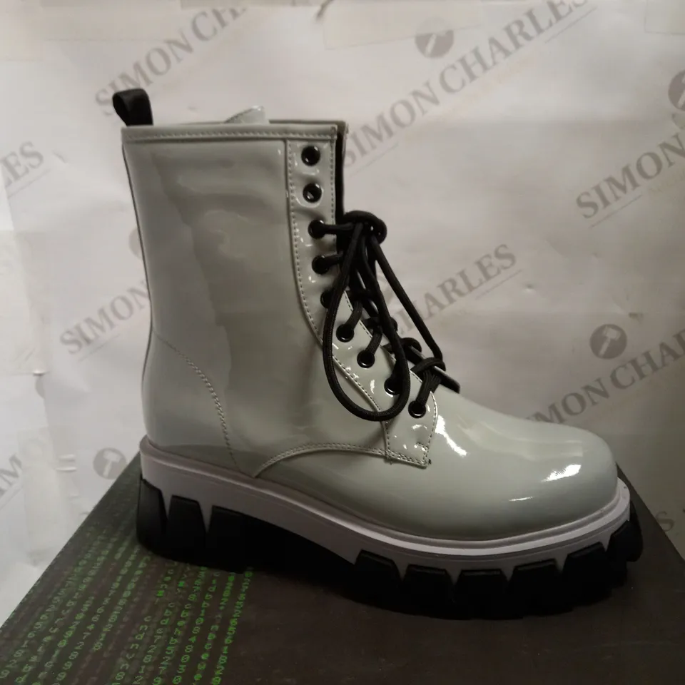KOI VEGAN LOZO GREY PATENT BOOTS - SIZE 5