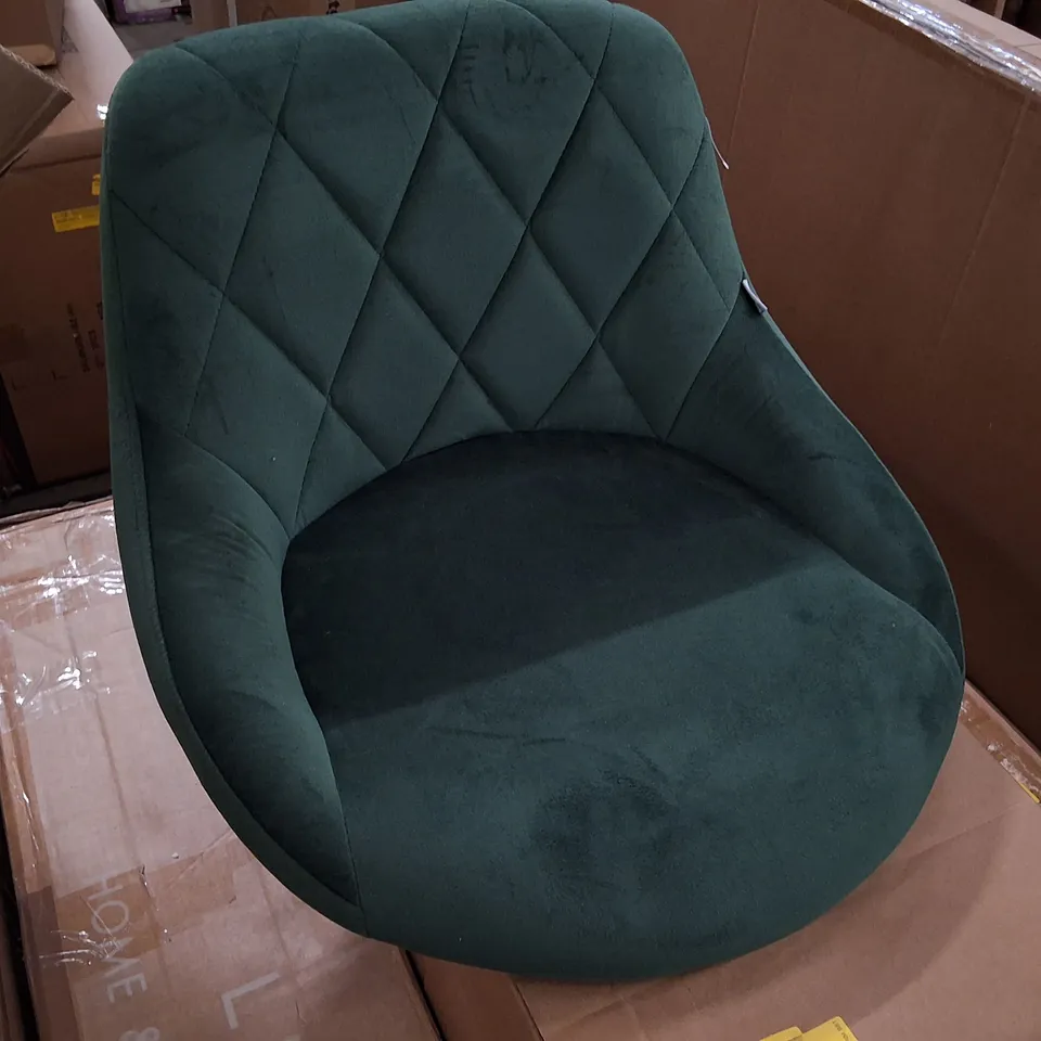 BOXED GREEN VELVET BAR STOOL