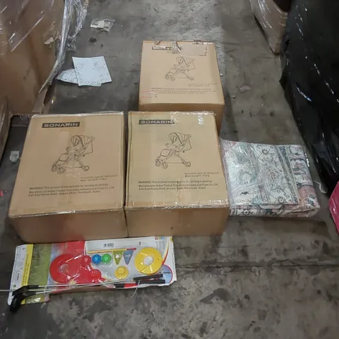PALLET OF ASSORTED ITEMS INCLUDING: BABY STROLLERS, RUG, MINI GOLF SET ECT