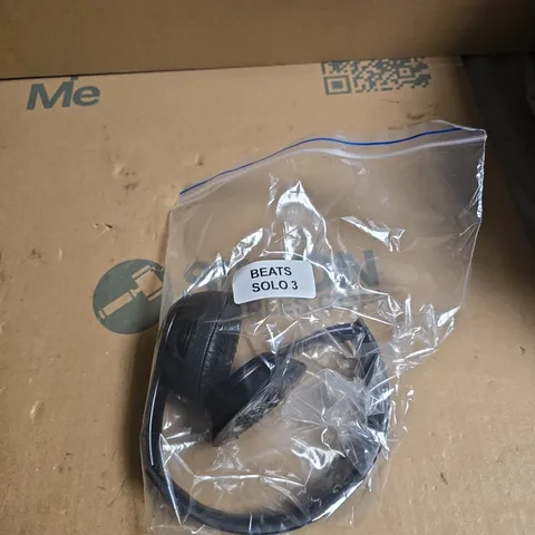 BEATS SOLO3 WIRELESS ON-EAR HEADPHONES – BLACK