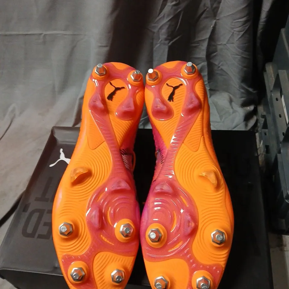 PUMA FUTURE 8 ULTIMATE MXSG FOOTBALL BOOTS – MEN'S UK 11 (EU 46) – HEAT FIRE ORANGE