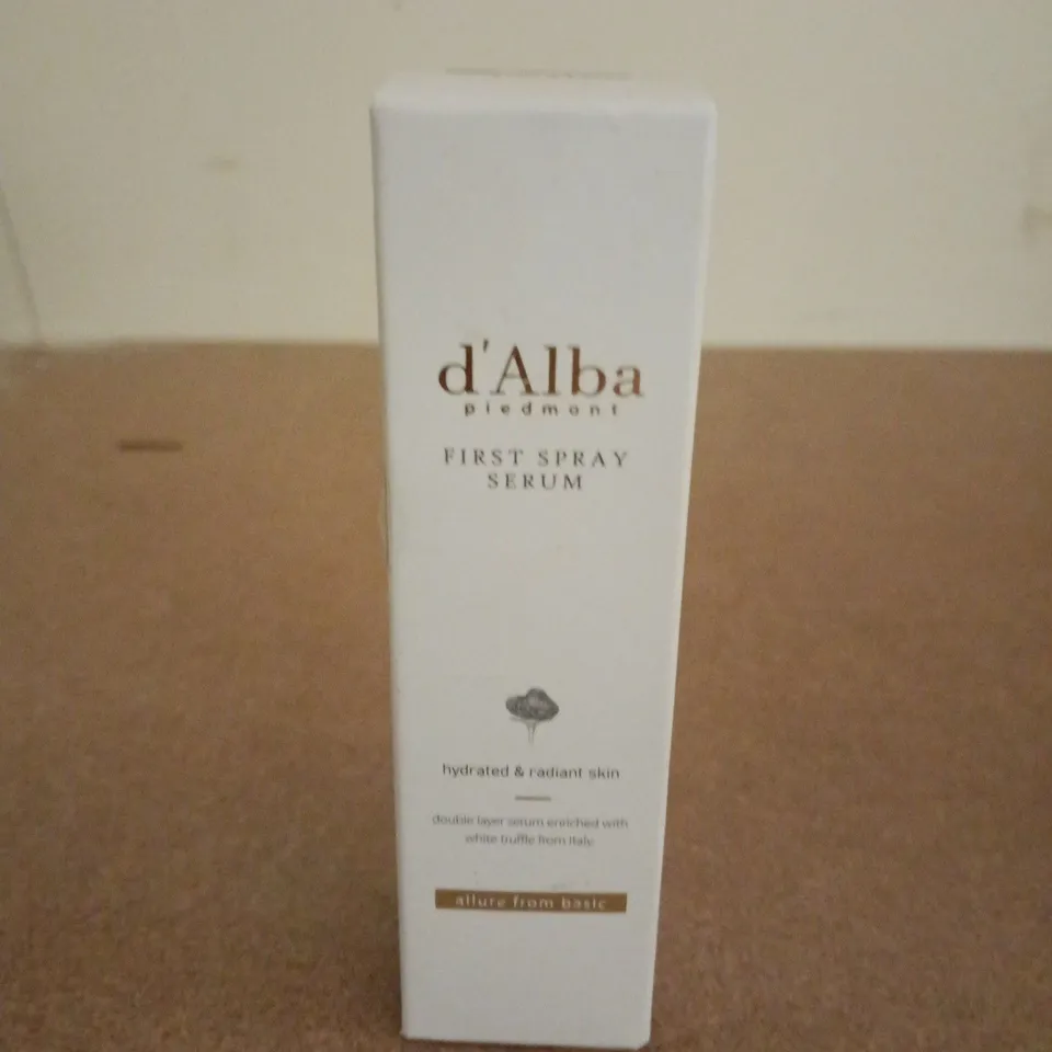 BOXED AND SEALED D'ALBA FIRST DAY SPRAY SERUM (50ML)
