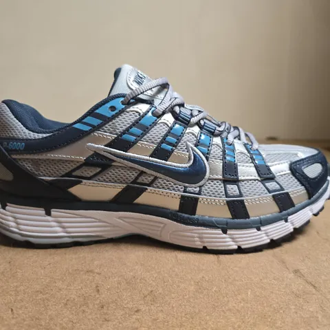 PAIR OF NIKE P-6000 TRAINERS - UK SIZE 6