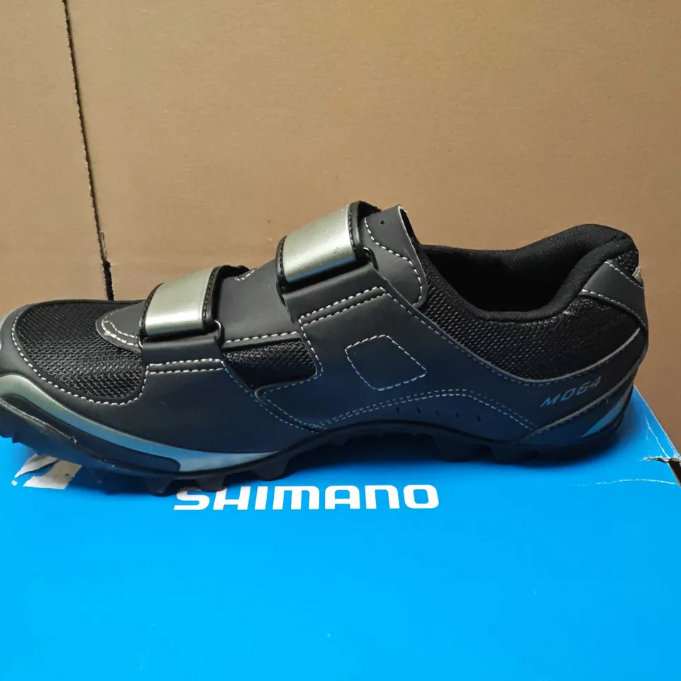 SHIMANO SH-M064L CYCLING SHOES – MEN'S, UK9 (EU43), BLACK/GRAY