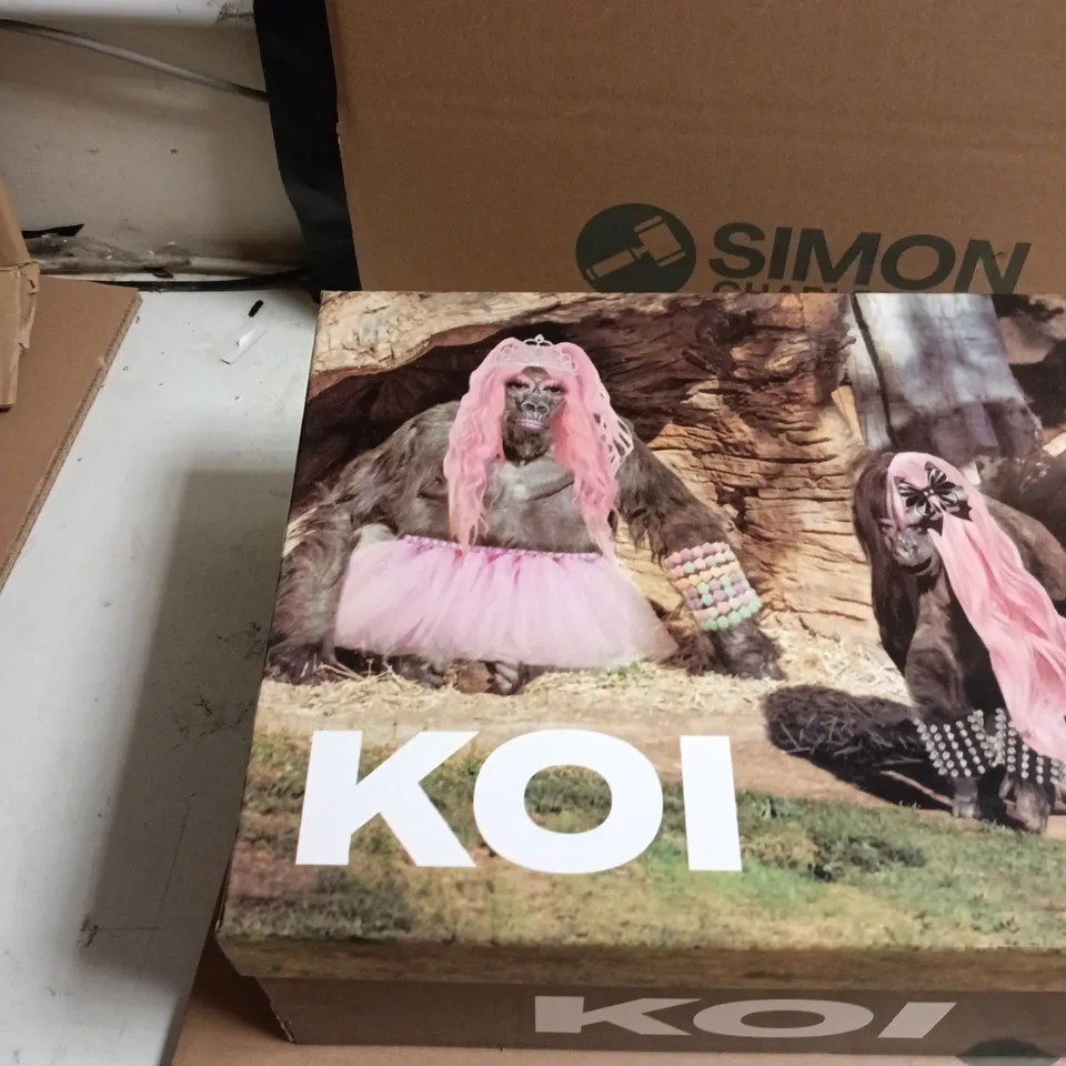 KOI KELPIE WHIMSICAL TRAINERS - IVORY, UK4