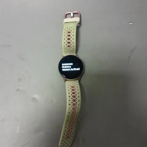 SAMSUNG ACTIVE WATCH 2 RUBBER CEAM & PINK STRAP