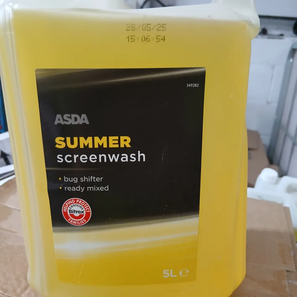PALLET OF APPROXIMATELY 120 TUBS OF SUMMER SCREEN WASH 5L