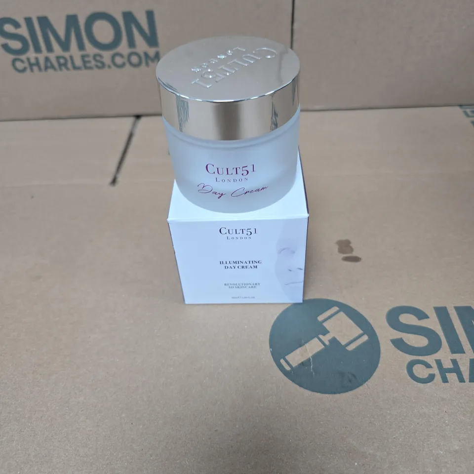 CULT51 LONDON ILLUMINATING DAY CREAM 50ML BOXED