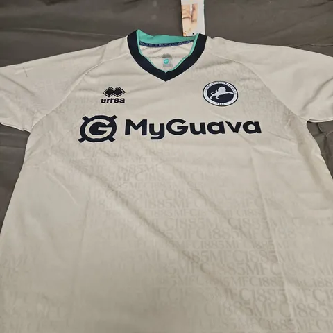 MILLWALL FC AWAY JERSEY - SIZE SMALL