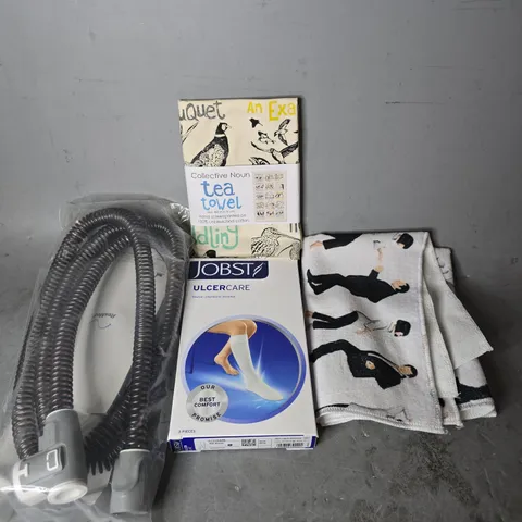 APPROXIMATELY 7 ASSORTED ITEMS TO INCLUDE - TEA TOWELS , JOBST ULCER CARE ETC