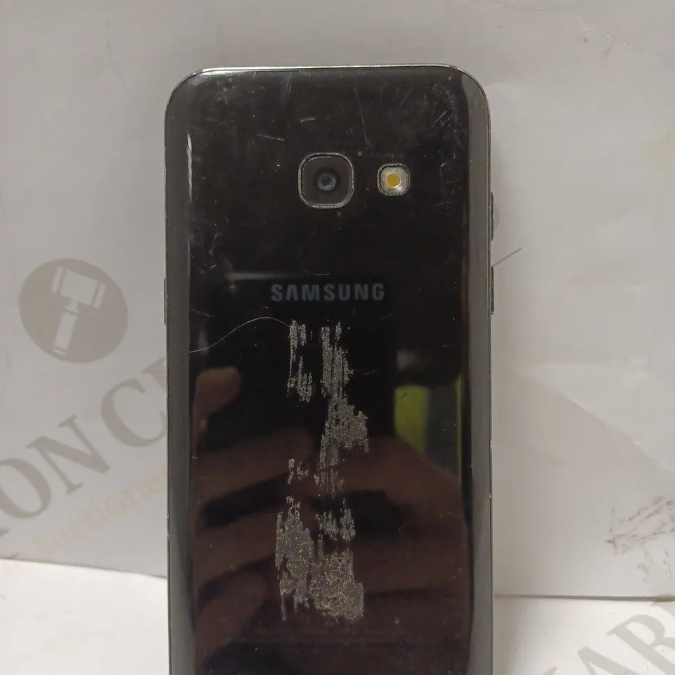 SAMSUNG GALAXY A3 IN BLACK
