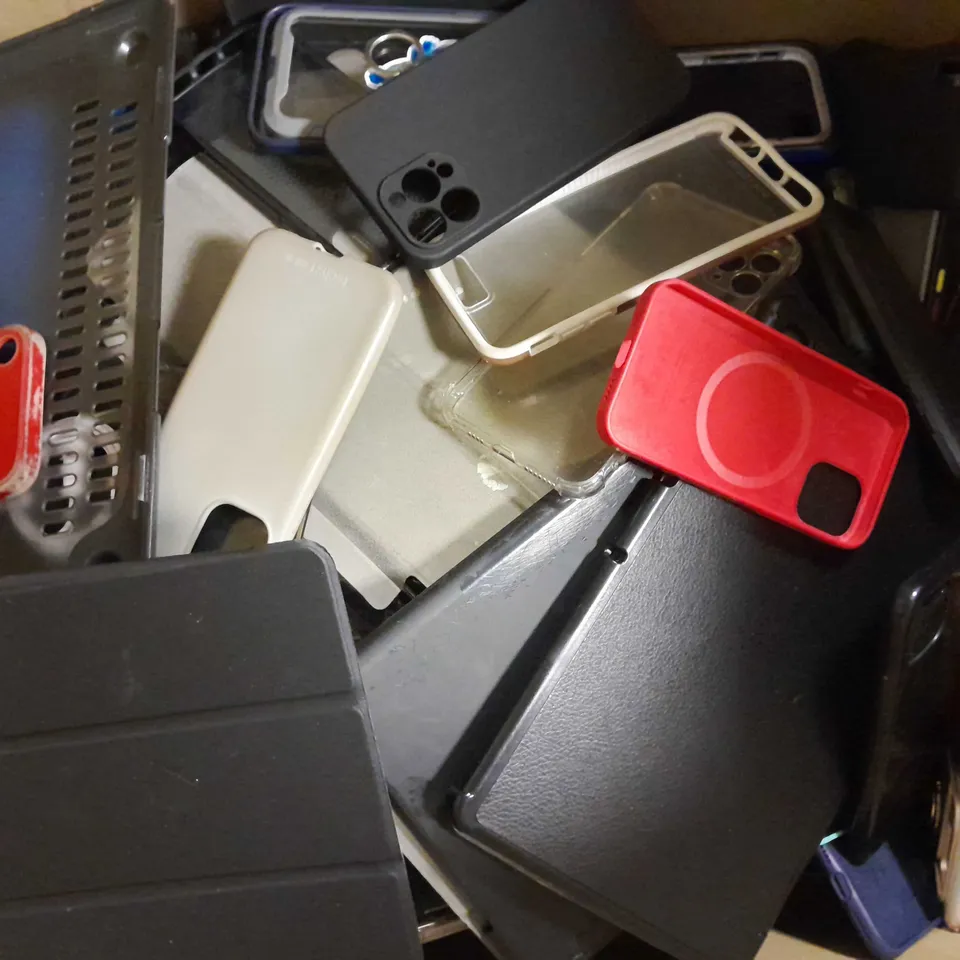 BOX OF APPROXIMATELY 80 ASSORTED PHONE, TABLET, AND LAPTOP CASES IN VARIOUS STYLES AND COLOURS