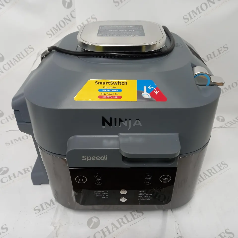 BOXED NINJA SPEEDI 10-IN-1 5.7L RAPID-COOKER & AIR FRYER ON400UK