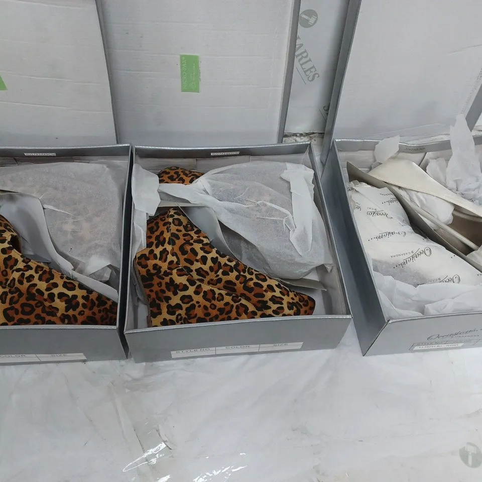 MEDIUM BOX OF APPROXIMATELY 6 ASSORTED BOXED SHOES TO INCLUDE BOOTS AND HEELS ETC.