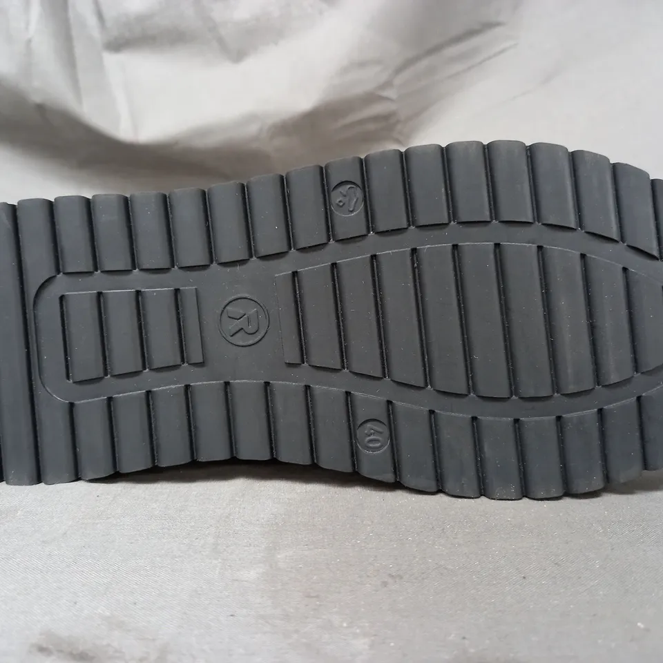BOXED PAIR OF RIEKER HIGH TOP TRAINERS IN BLACK SIZE 6.5