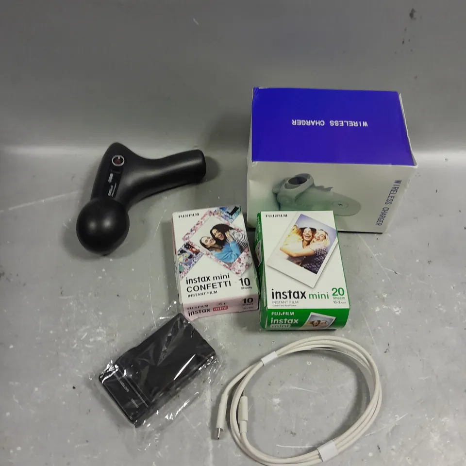 APPROXIMATELY 10 ASSORTED ELECTRICAL PRODUCTS TO INCLUDE WIRELESS CHARGER, PHOTO FILM, CHARGING CABLES ETC