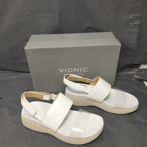 BOXED PAIR OF VIONIC SUNRISE SANDAL - WHITE SIZE 6