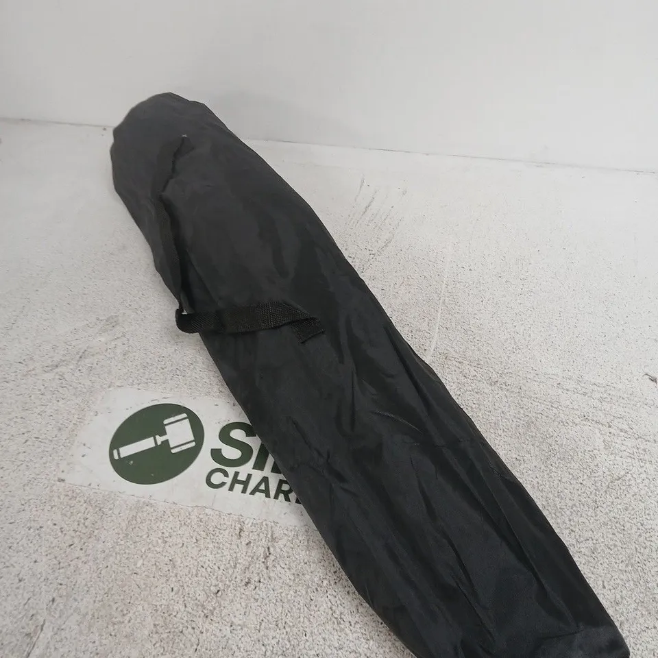 BLACK FOLDING GARDEN CHAIR WITH CARRY BAG